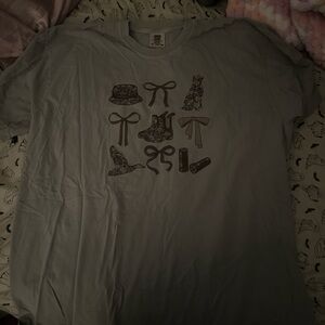 Comfort Colors Gray Graphic Tee - Short Sleeve